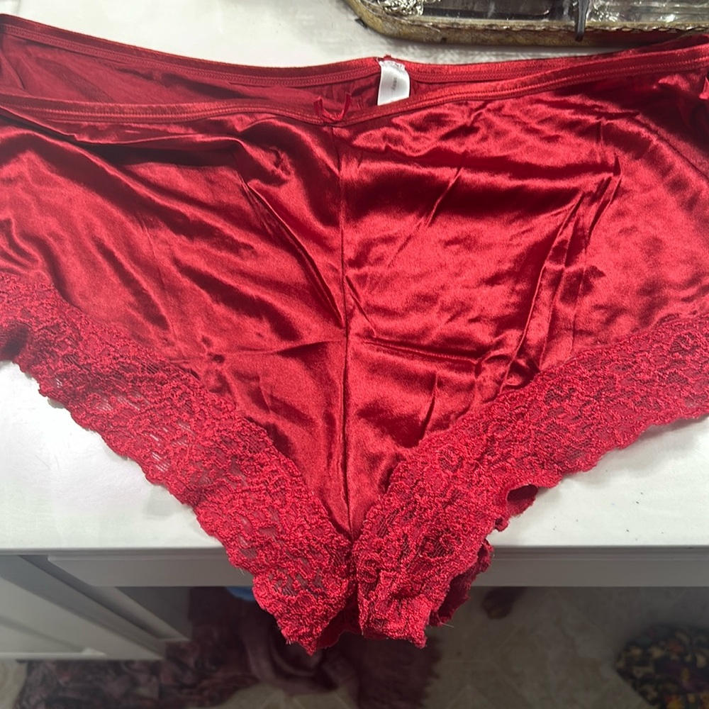 Cacique red satin and lace boy shirt